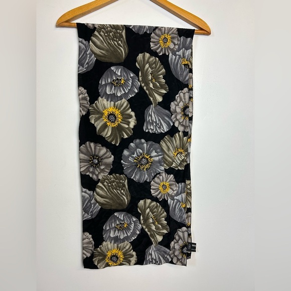 VTG y2K Bundle 3 Ann Taylor Cascarfs Laura Ashley Scarf shawl 100% Silk Floral - Picture 3 of 16